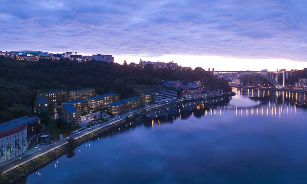 Gaia Hills - Successful commercial launch